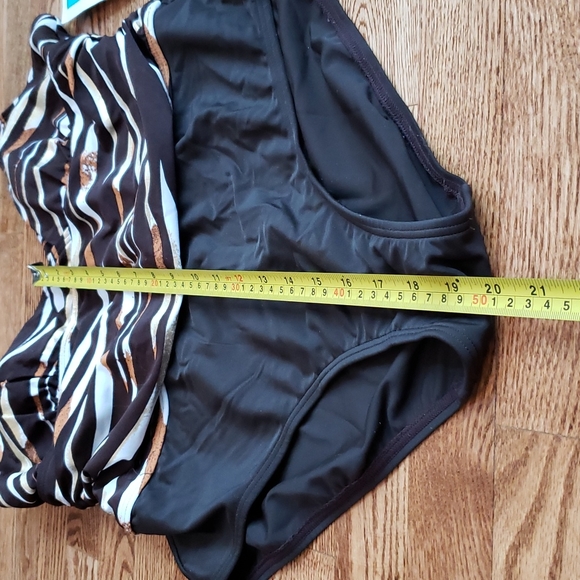(16) NWT Silhouette Solutions Waist Minimizer One Piece Swimsuit Vacation Summer - Picture 9 of 11